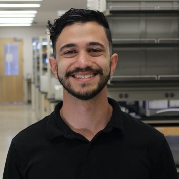 Amir Alayoubi_Square cropped